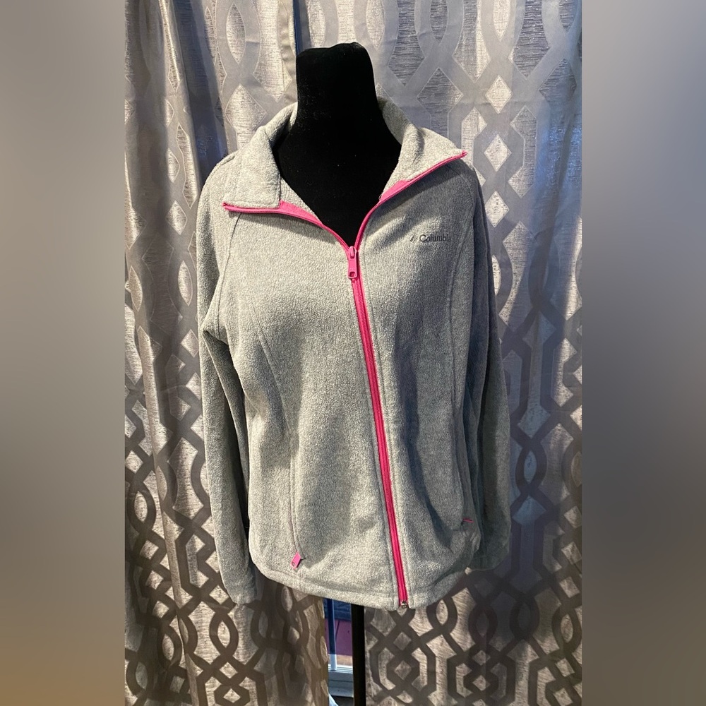 Ladies Columbia Pink and Gray Zippered Long Sleeve Jacket Size Medium